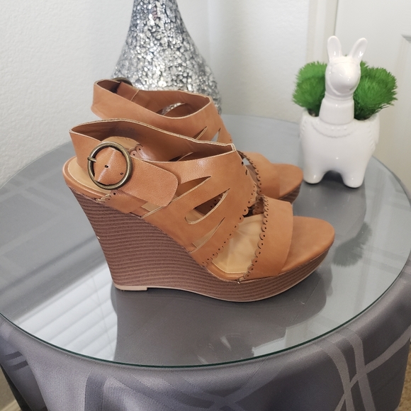 SBICCA By California Wedges Size 7M - Picture 3 of 7